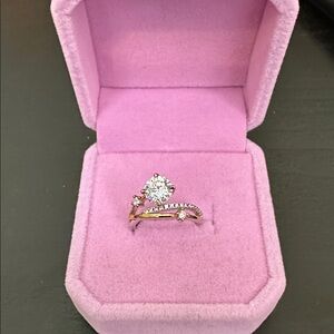 1ct center stone moissanite